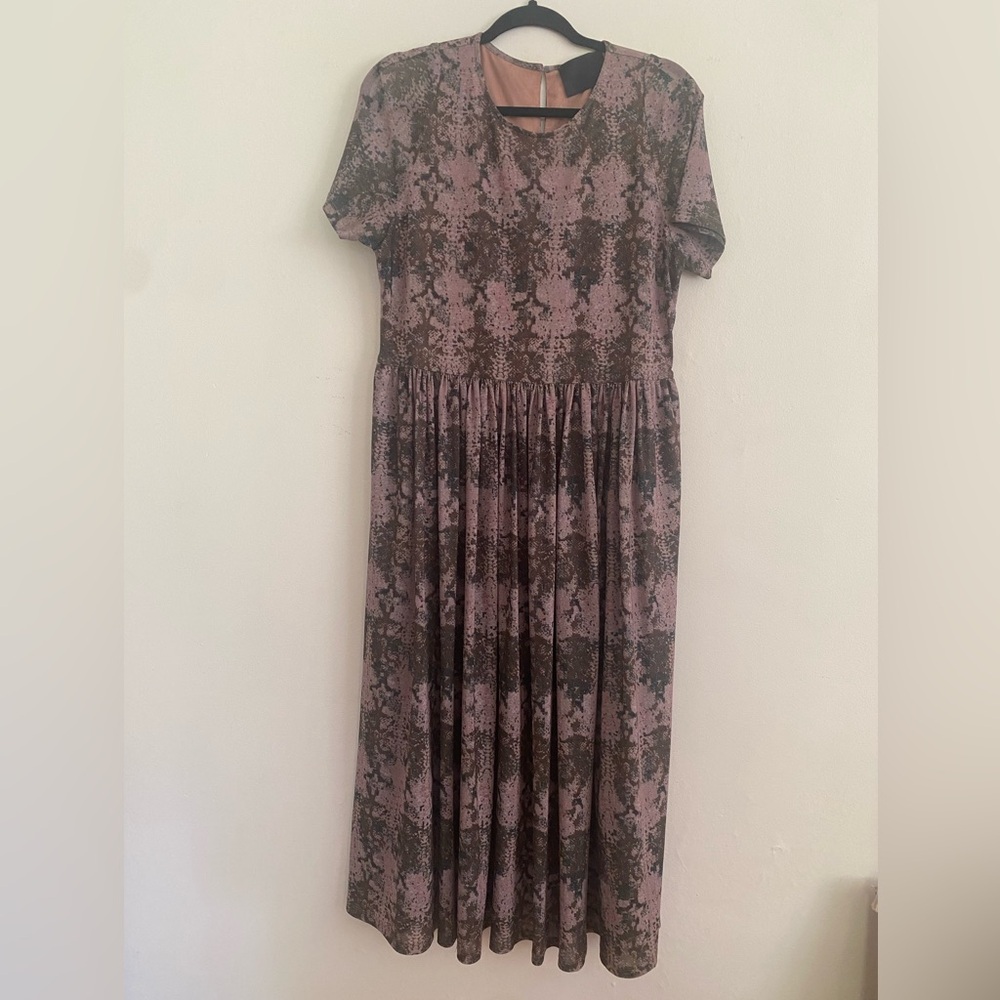 No. 6 Store Short Sleeve Dress, Flowy Mesh Skirt, size Med (6-8)